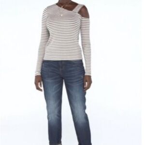 CAbi Women's open shoulder long sleeve tee